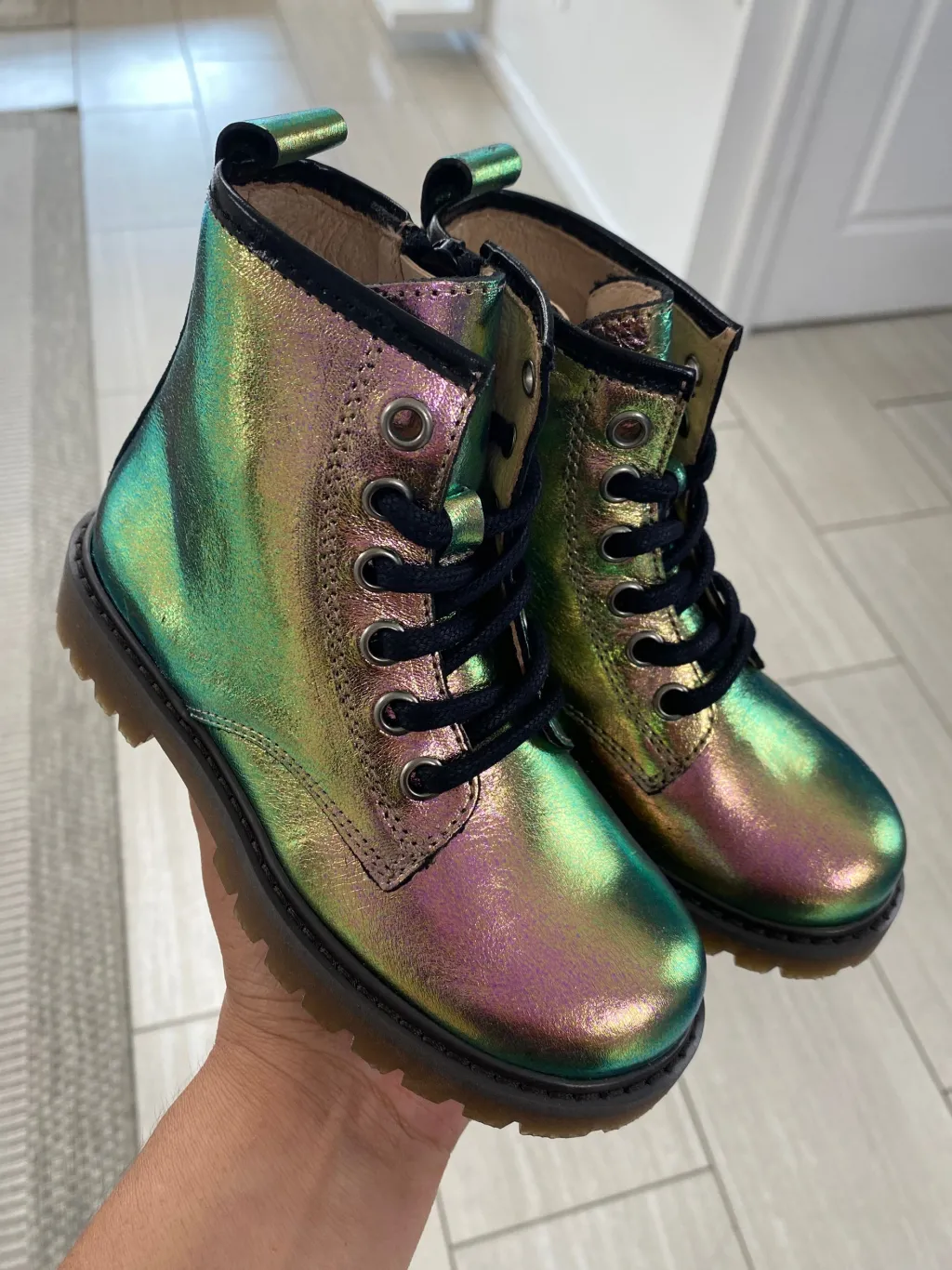 Acebos Iridescent Boot Clearance