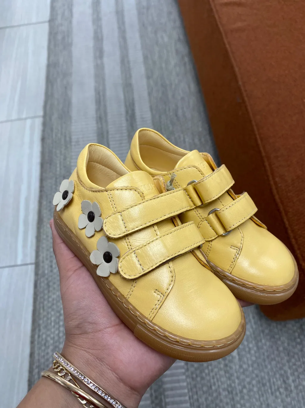 Angulus Yellow Flower Velcro Baby Sneaker Online