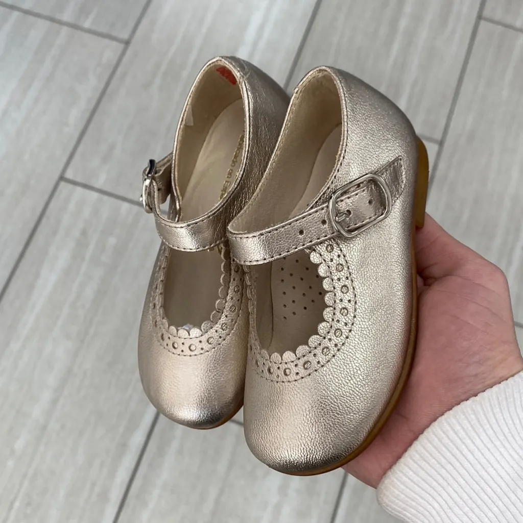Beberlis Champagne Scalloped Baby Mary Jane Hot