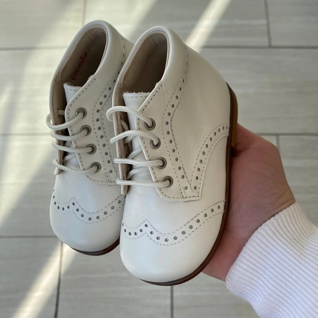 Beberlis Cream Wingtip Baby Bootie Clearance
