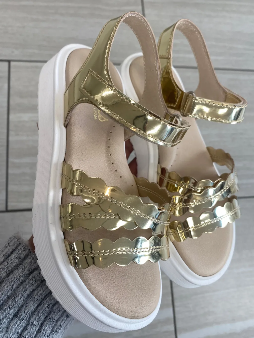 Beberlis Gold Scalloped Sneaker Sandal Hot