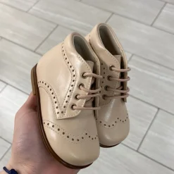 Beberlis Light Beige Wingtip Baby Shoe Online