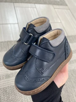 Beberlis Navy Wingtip Velcro Baby Sneaker Discount