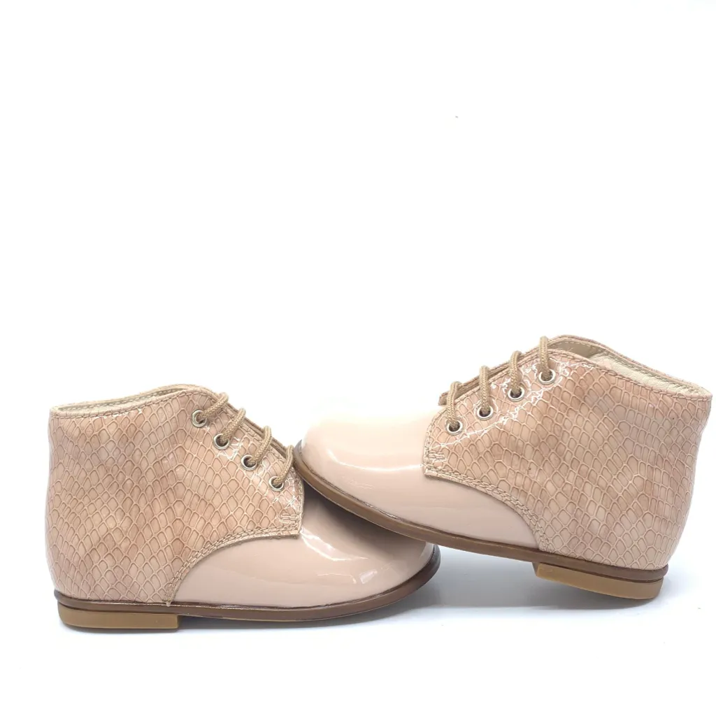 Beberlis Nude Pink Textured Baby Bootie Online