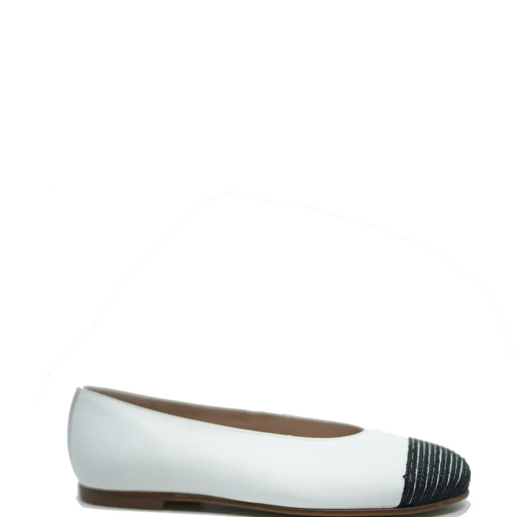 Beberlis White and Black Rope Flat Discount