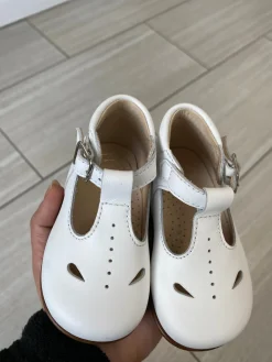 Beberlis White Perforated T Strap Baby Shoe New