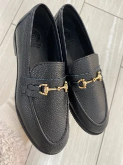 BluBlonc Black Pebbled Buckle Dress Shoe Discount