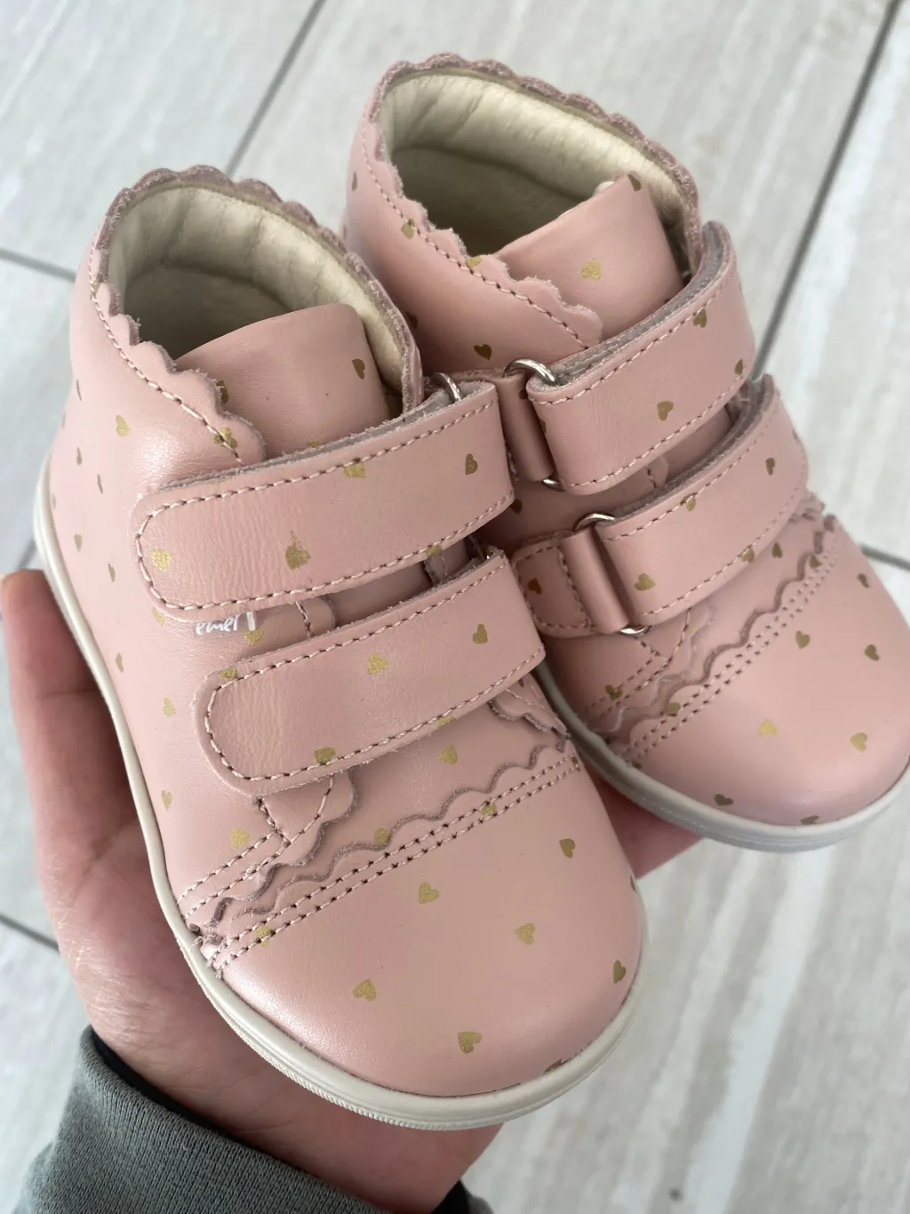 Emel Pink and Gold Heart Baby Sneaker Best