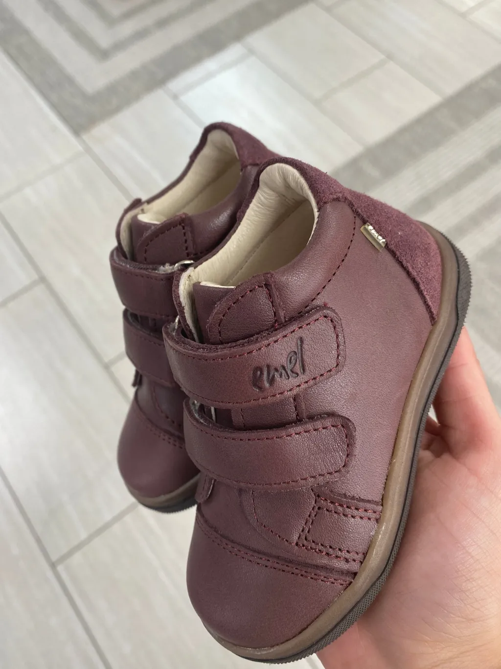 Emel Plum Baby Sneaker Fashion