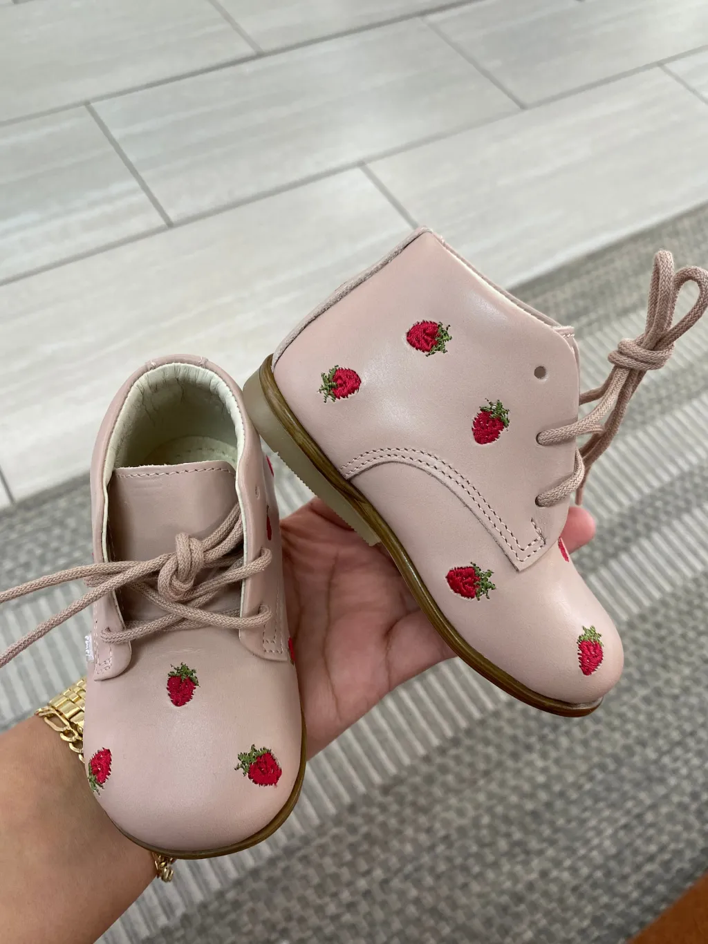 Emel Strawberry Baby Shoe Fashion