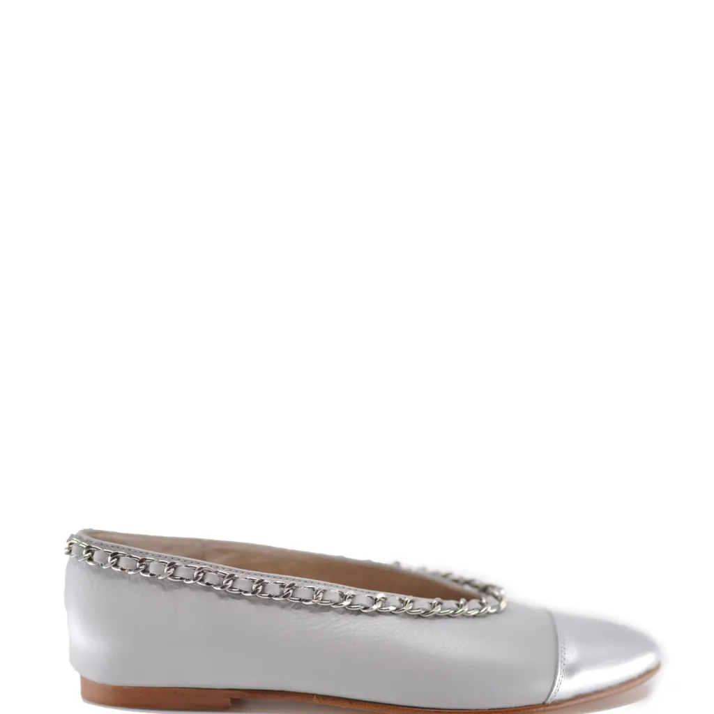 Hoo Gray and Silver Chain Flat Outlet