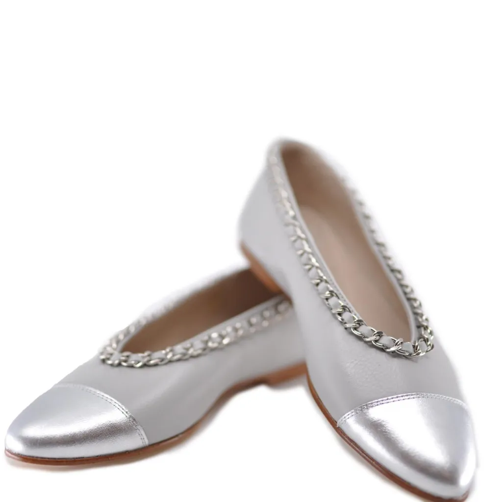 Hoo Gray and Silver Chain Flat Outlet