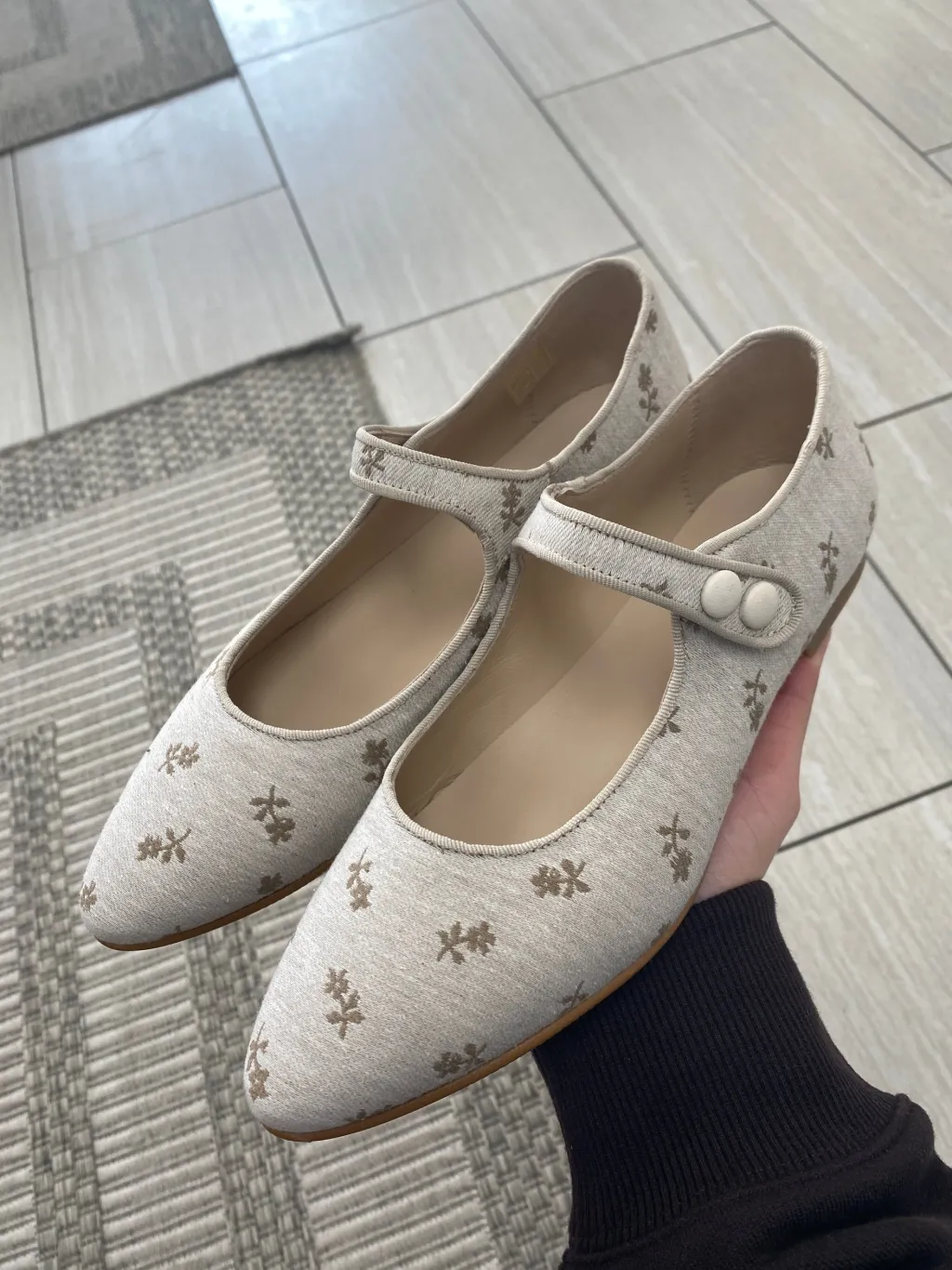 LMDI Collection LMDI Sand Flower Pointed Mary Jane Best