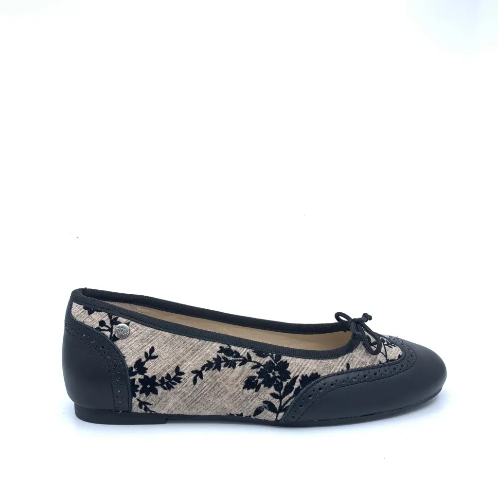 Manuela De Juan Manuela Taupe and Black Floral Wingtip New