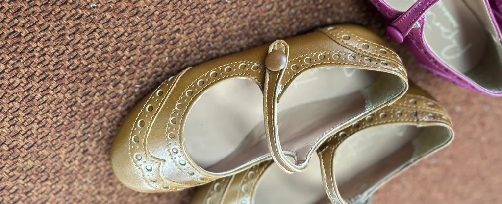 Papanatas Camel Leather Wingtip Mary Jane Sale