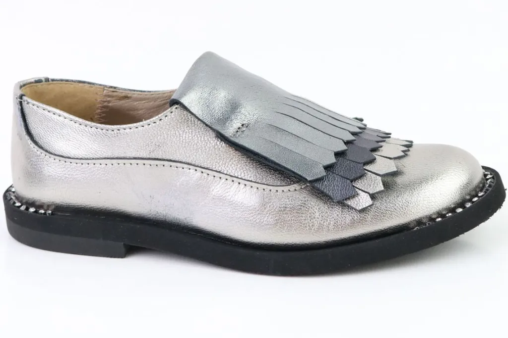Papanatas Metallic Fringe Slip-on Fashion