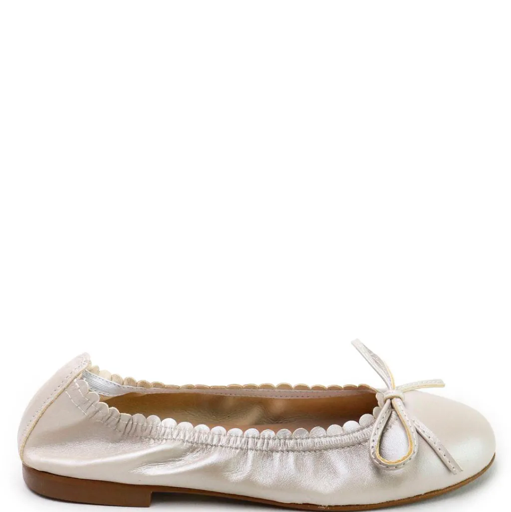 Papanatas Pearl Scalloped Bow Flat Sale