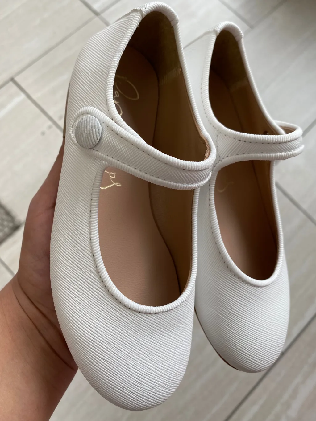 Papanatas White Textured Mary Jane New