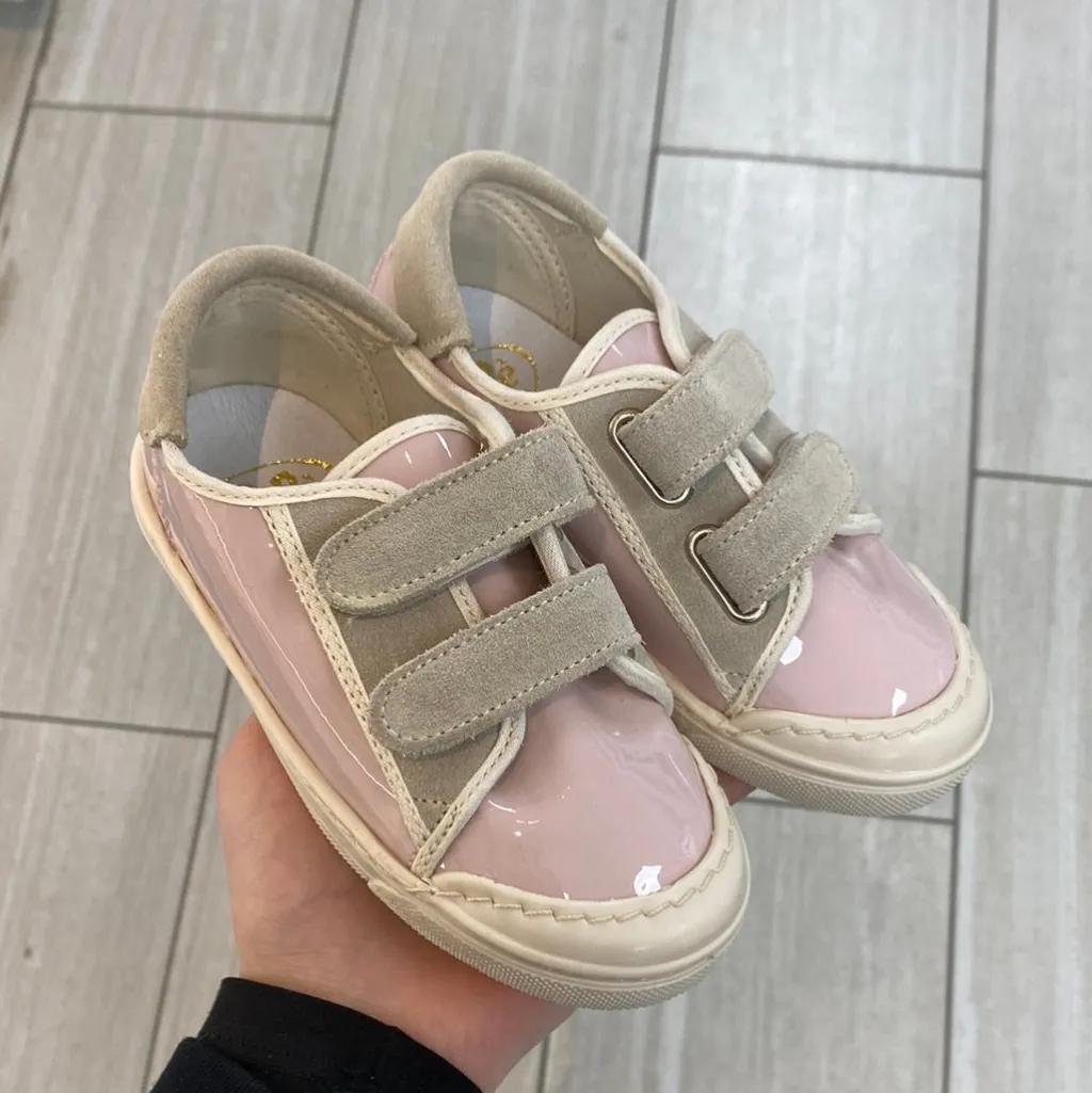 PèPè Pepe Lavender Patent Velcro Sneaker Clearance