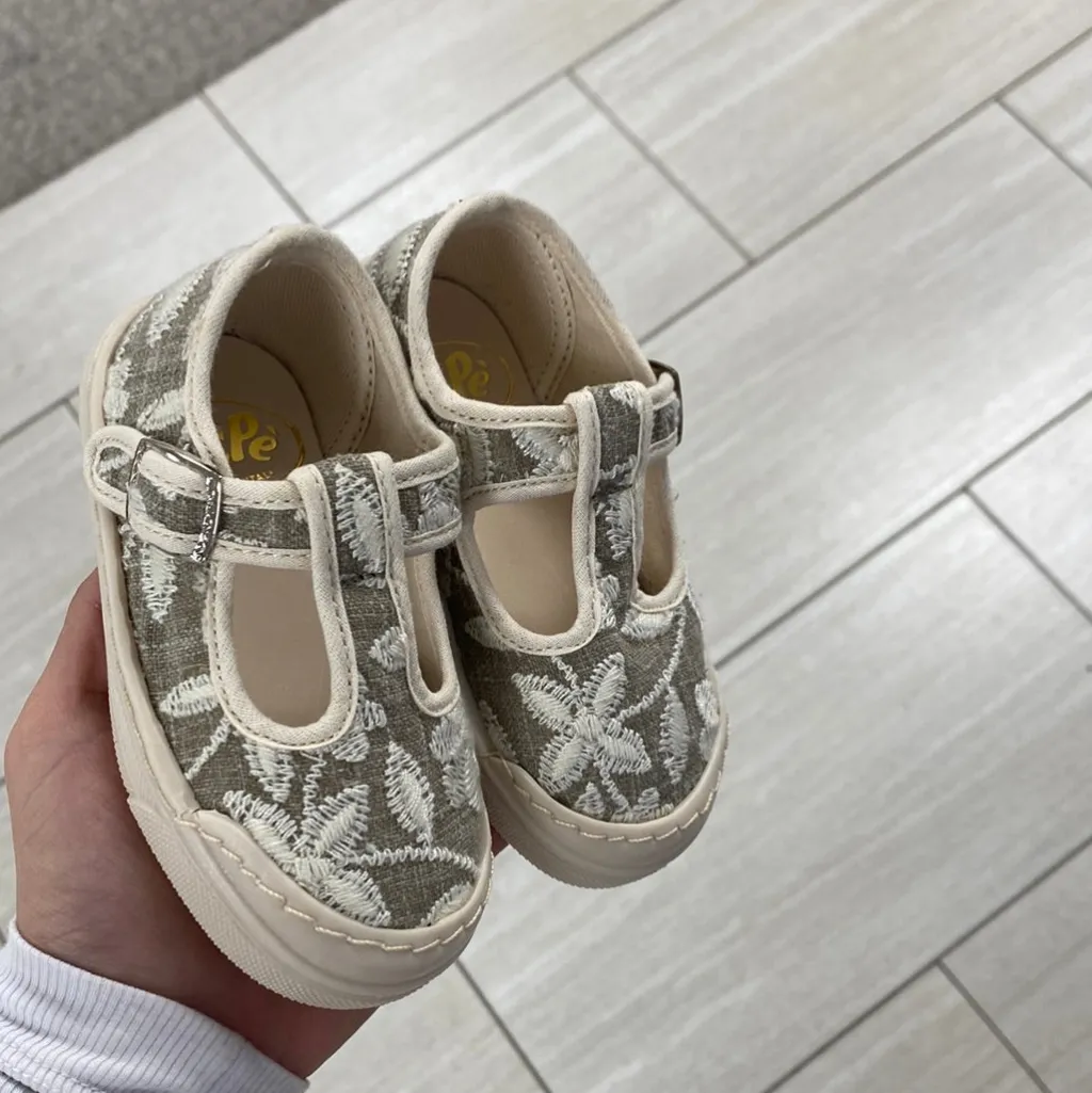 PèPè Pepe Taupe Floral T Strap Baby Sneaker Outlet