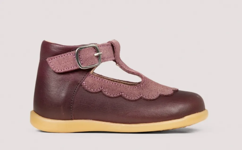 Petit Nord Plum Scalloped T strap Baby Shoe Hot