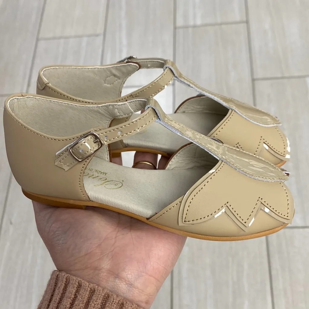 Sonatina Sand Butterfly T Strap Best