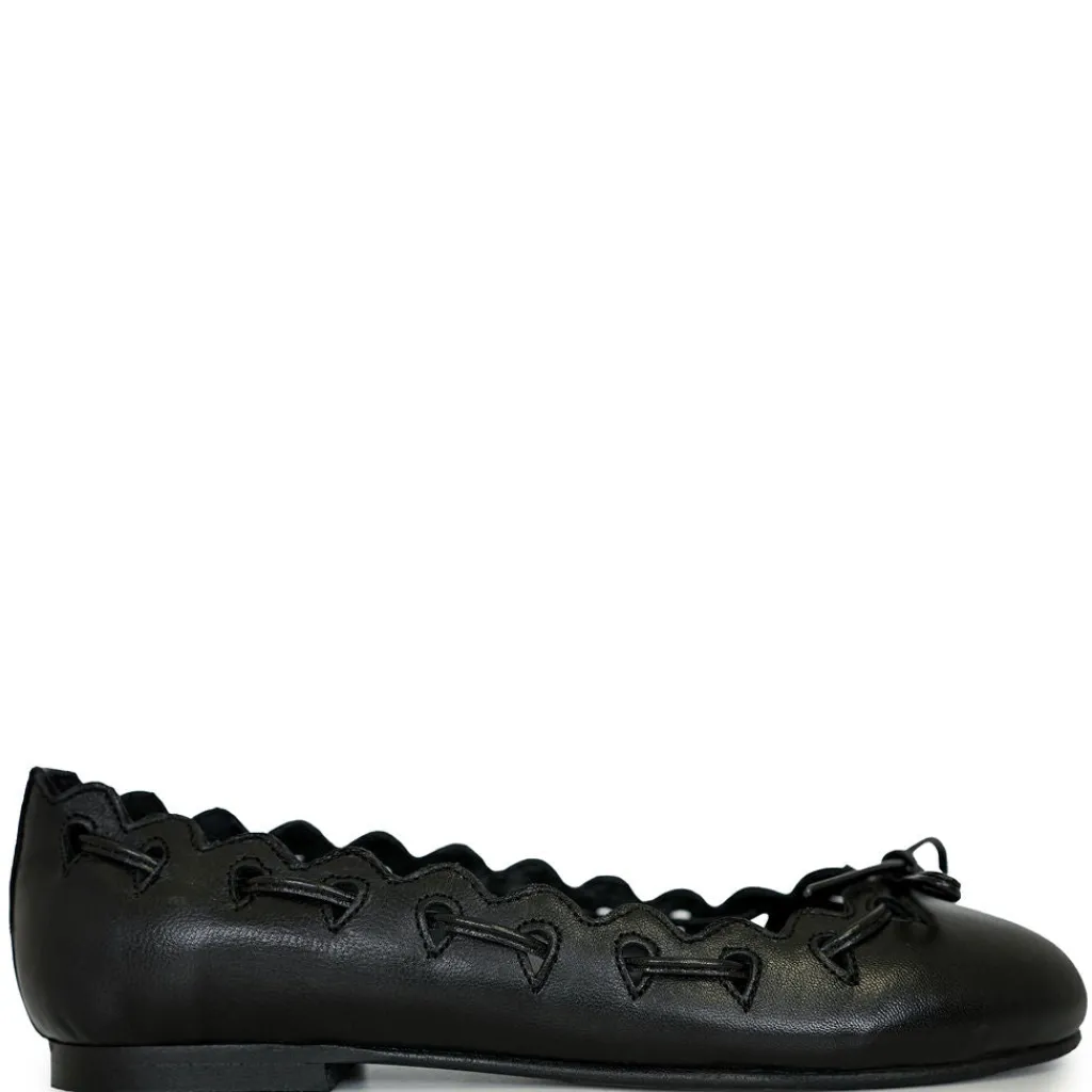 Spain+Co Black Scalloped Bow Ballet Online