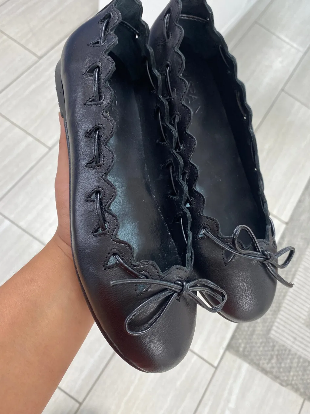 Spain+Co Black Scalloped Bow Ballet Online